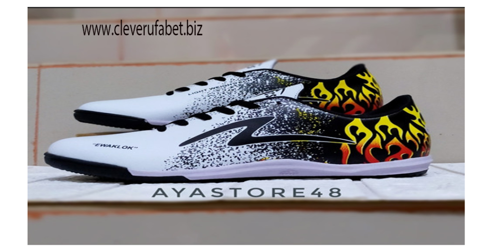 Sepatu Futsal Specs