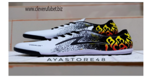 Sepatu Futsal Specs